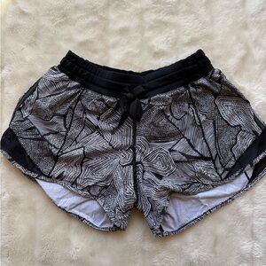 Lululemon Athletica Black and White Athletic Shorts Moisture-Wicking